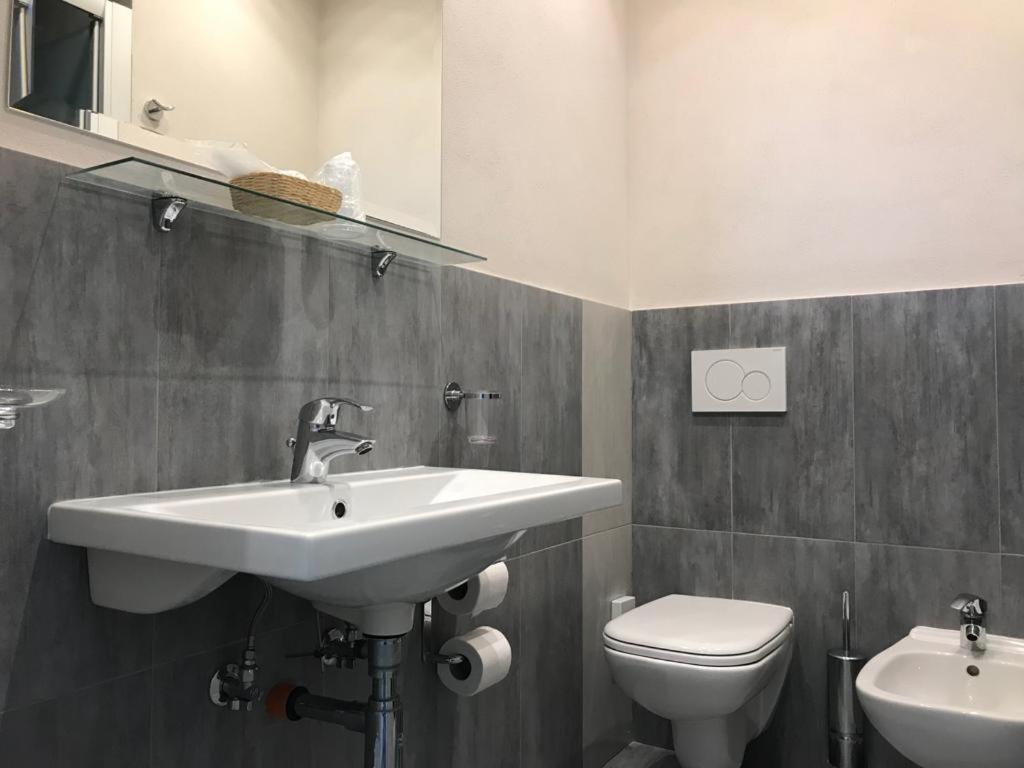 Hotel Moderno - Bed & Breakfast Cervia Exterior foto