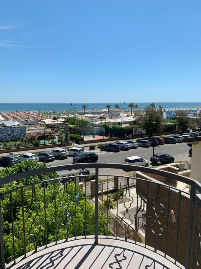 Hotel Moderno - Bed & Breakfast Cervia Exterior foto